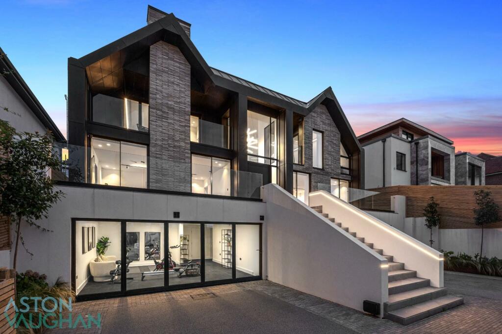 Additional property image - Hill Brow, Hove