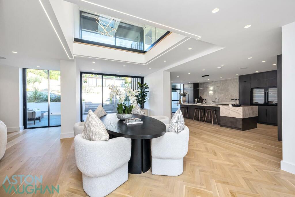 Additional property image - Hill Brow, Hove