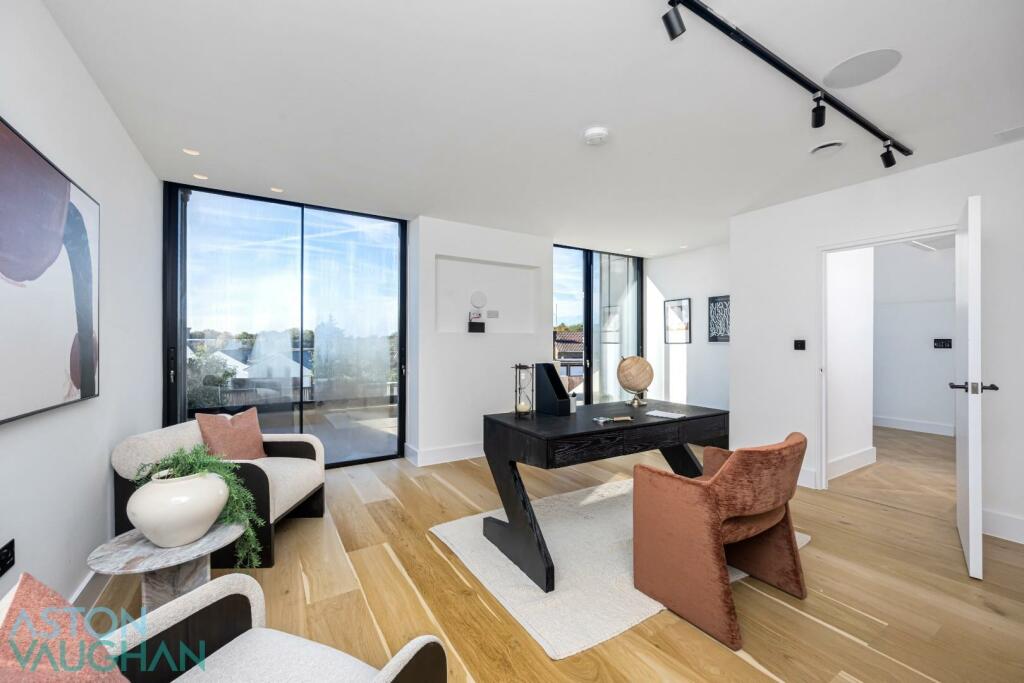 Additional property image - Hill Brow, Hove