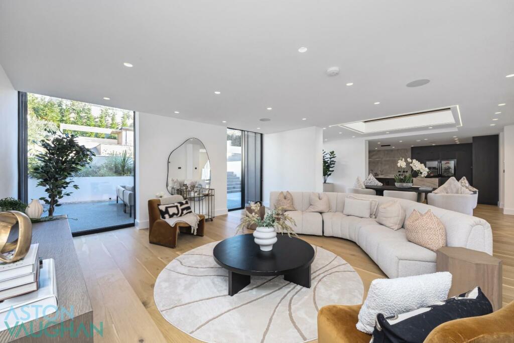 Additional property image - Hill Brow, Hove