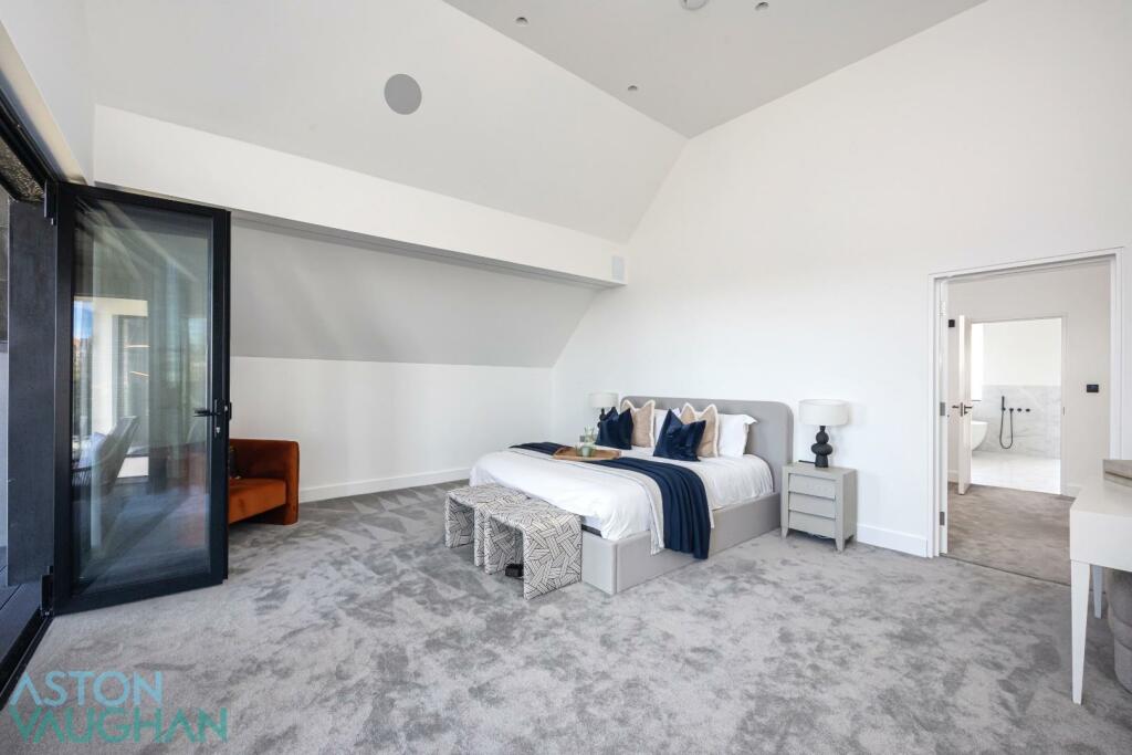 Additional property image - Hill Brow, Hove