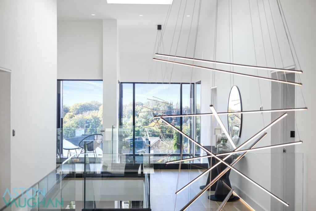 Additional property image - Hill Brow, Hove