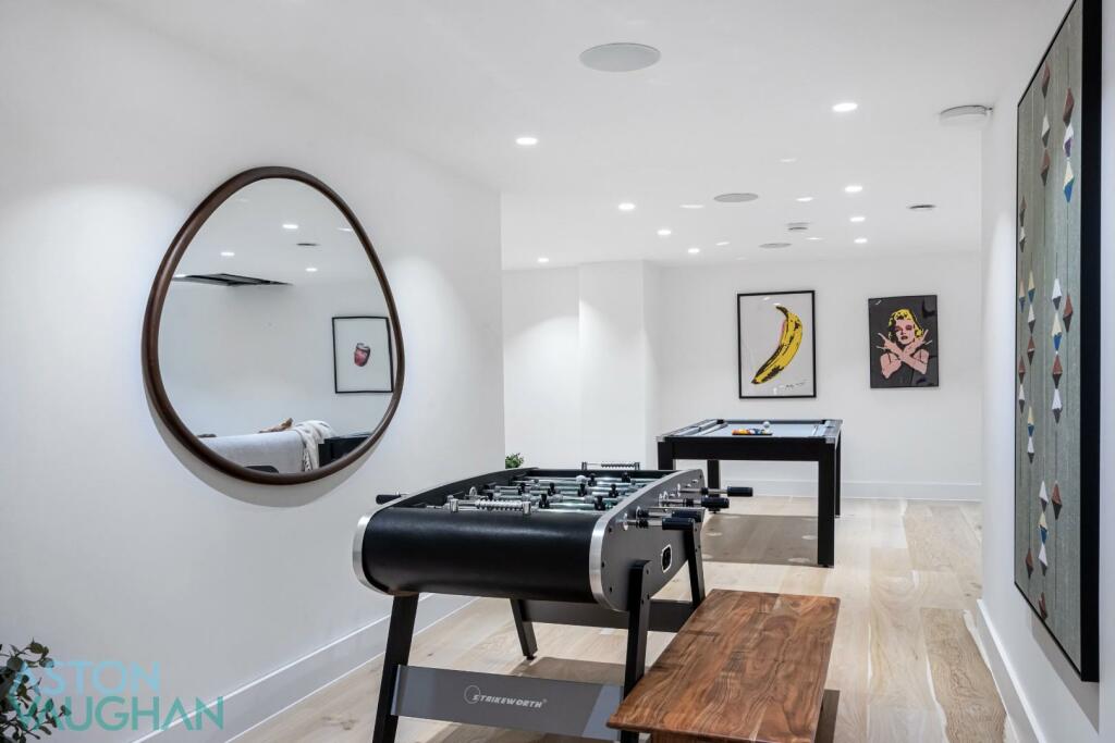 Additional property image - Hill Brow, Hove