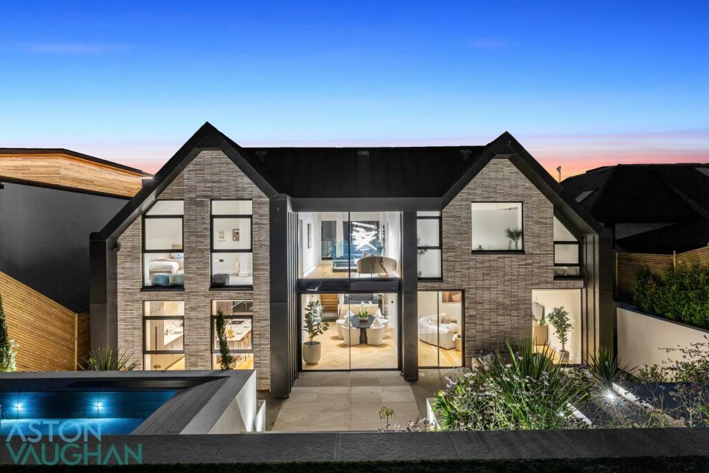 Additional property image - Hill Brow, Hove