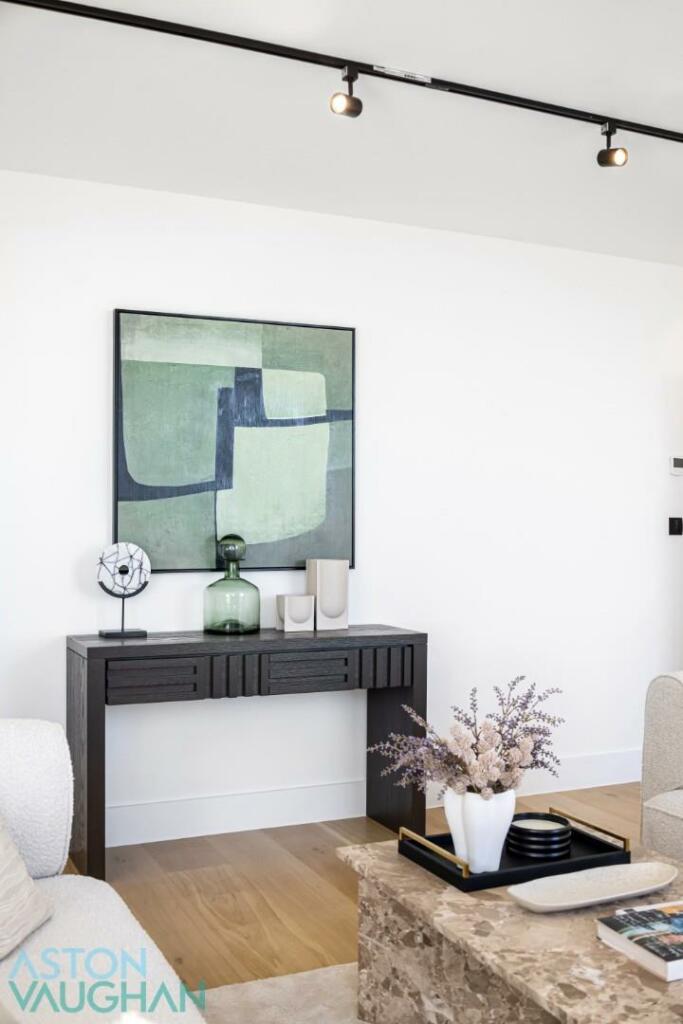 Additional property image - Hill Brow, Hove