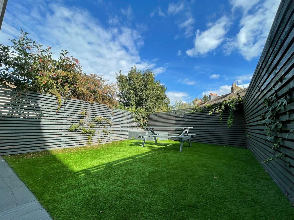 Additional property image - York Grove, Brighton, BN1