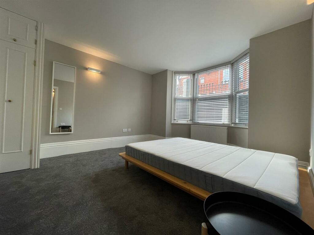 Additional property image - York Grove, Brighton, BN1