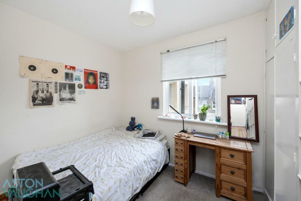 Additional property image - Totland Road, Brighton