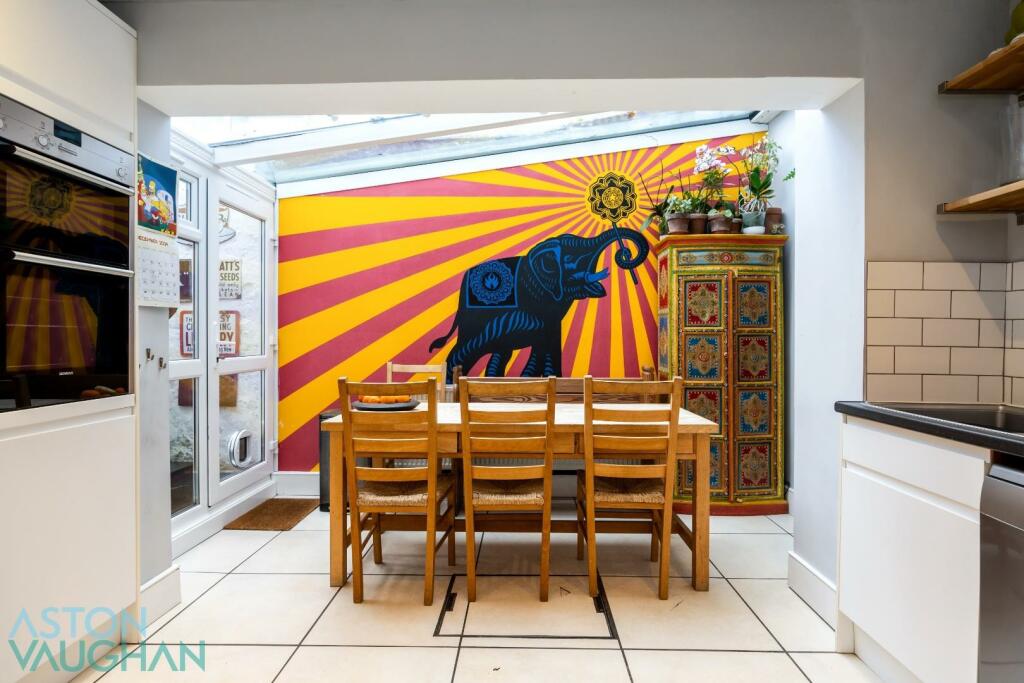Additional property image - Queens Park Terrace, Brighton