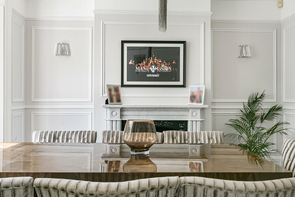 Additional property image - Clifton Terrace, Brighton