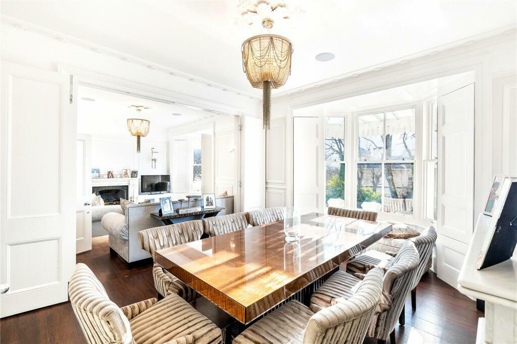 Additional property image - Clifton Terrace, Brighton
