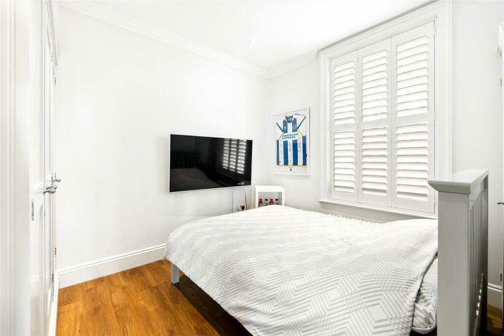 Additional property image - Clifton Terrace, Brighton