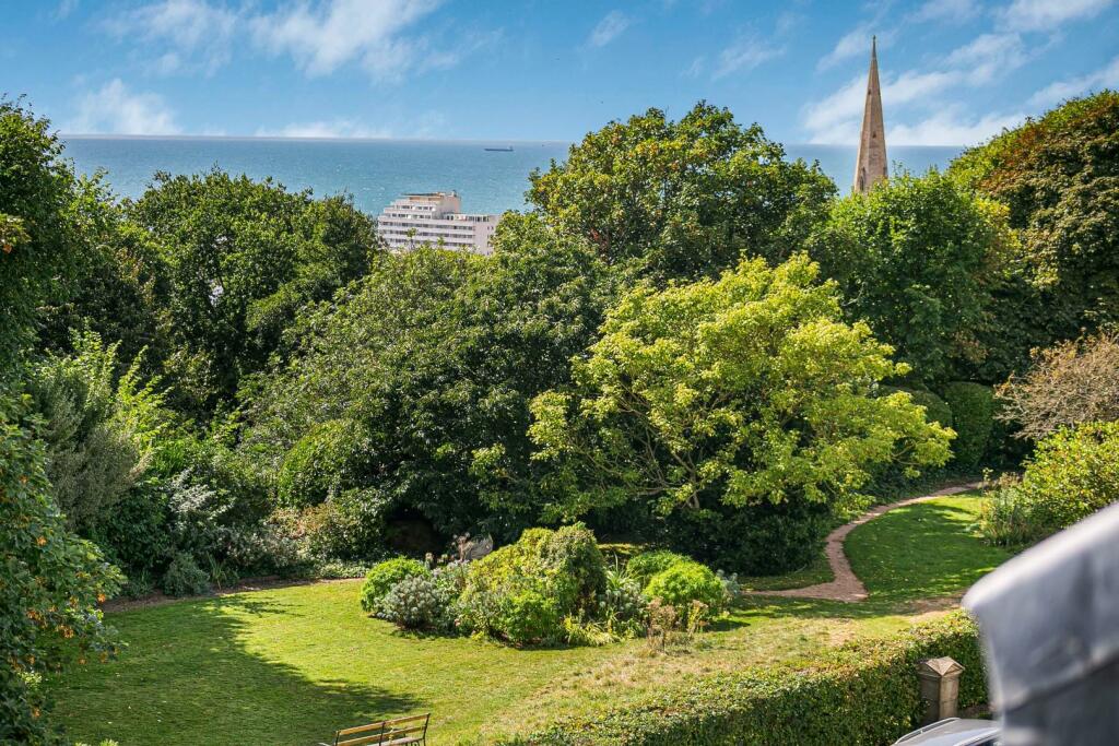 Additional property image - Clifton Terrace, Brighton