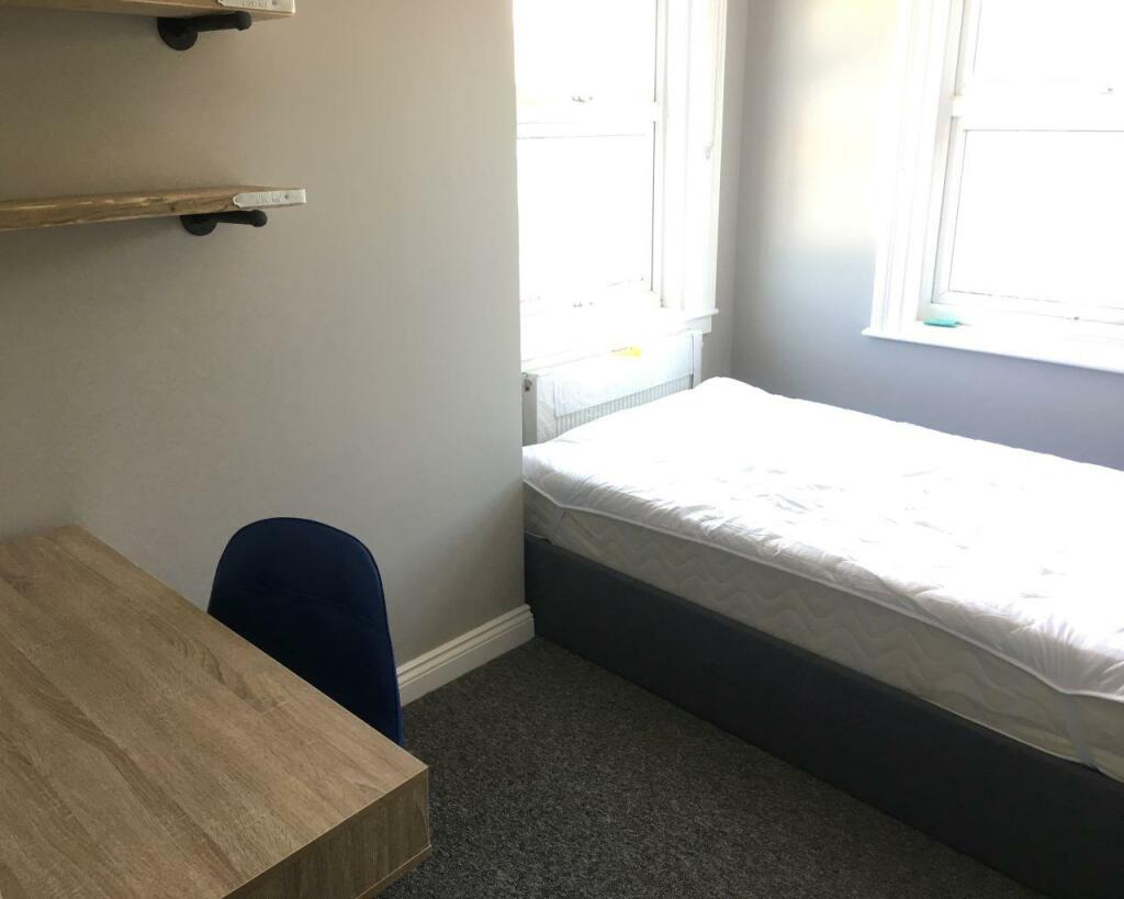 Additional property image - Eastern Road, Brighton, BN2