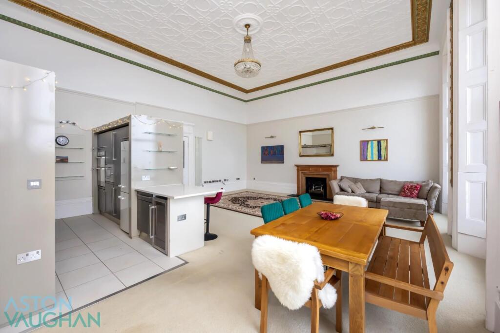 Additional property image - Eastern Terrace, Brighton