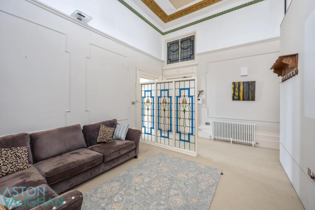 Additional property image - Eastern Terrace, Brighton
