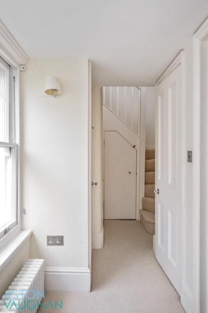 Additional property image - Eastern Terrace, Brighton