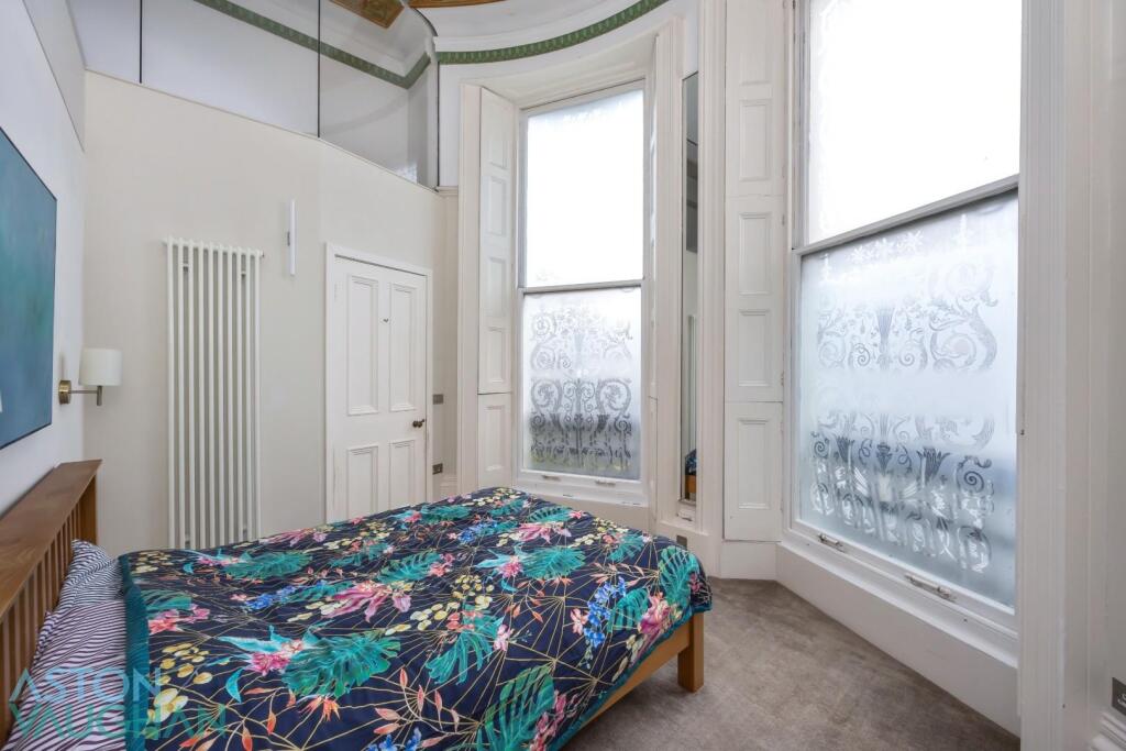 Additional property image - Eastern Terrace, Brighton