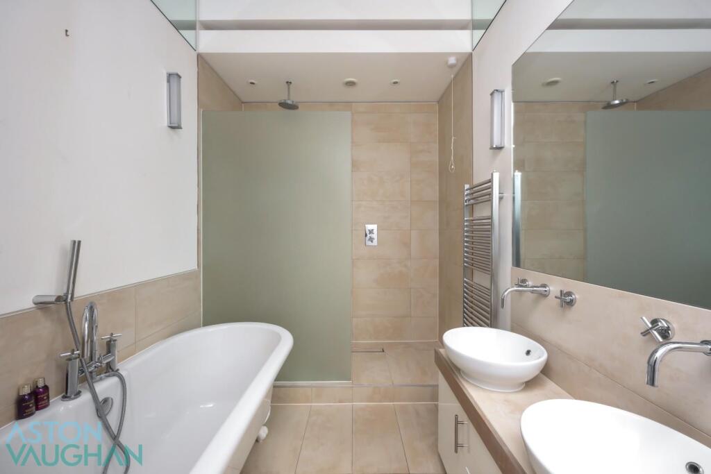 Additional property image - Eastern Terrace, Brighton