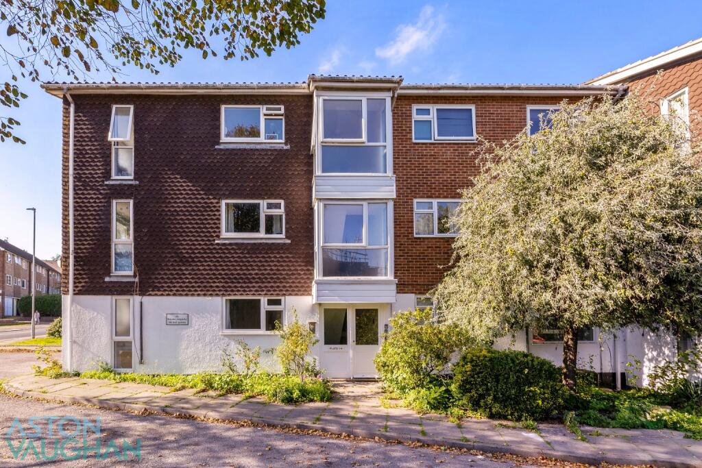 2 bedroom flat