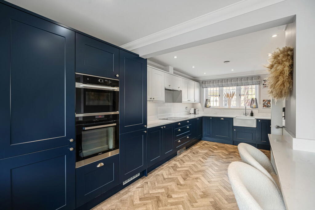 Additional property image - The Sandpipers, Gravesend, DA12 5QB