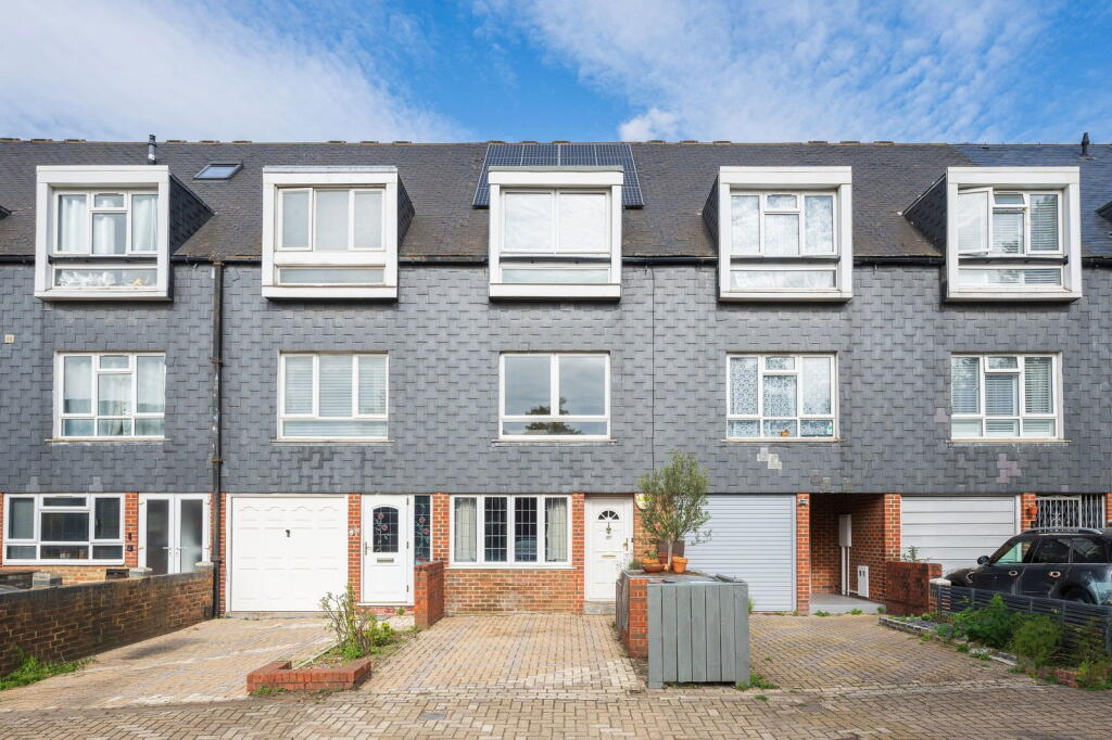 Main image of property: Ludwick Mews, London SE14