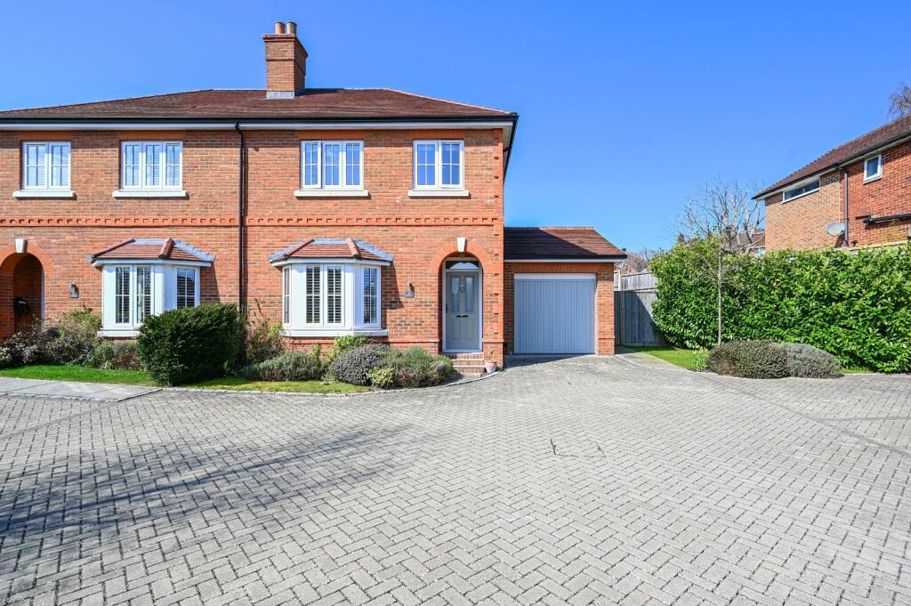 Main image of property: The Brambles, 44 Backwoods Lane, Lindfield, RH16