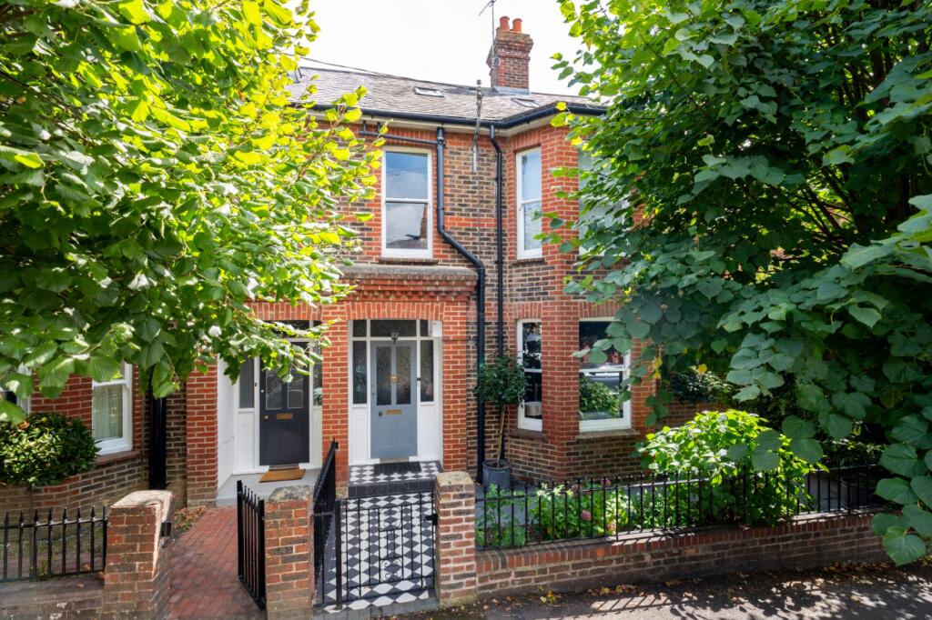 Main image of property: Compton Road, Lindfield, RH16