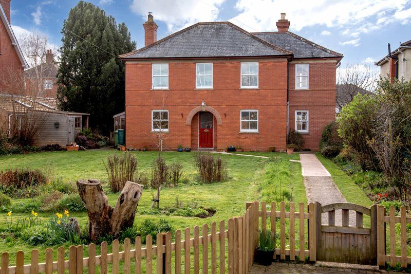 4 bedroom detached house for sale in Upper Holway Road, Taunton, TA1