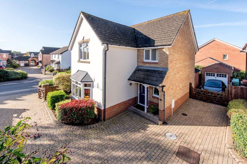 Main image of property: Summerleaze  Crescent, Taunton