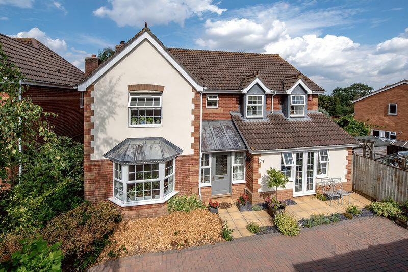 5 bedroom detached house for sale in Copper Beeches, Comeytrowe
