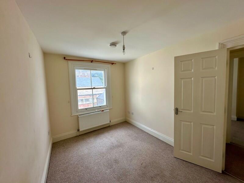 Additional property image - 82 Sandgate High Street, Folkestone, Kent
