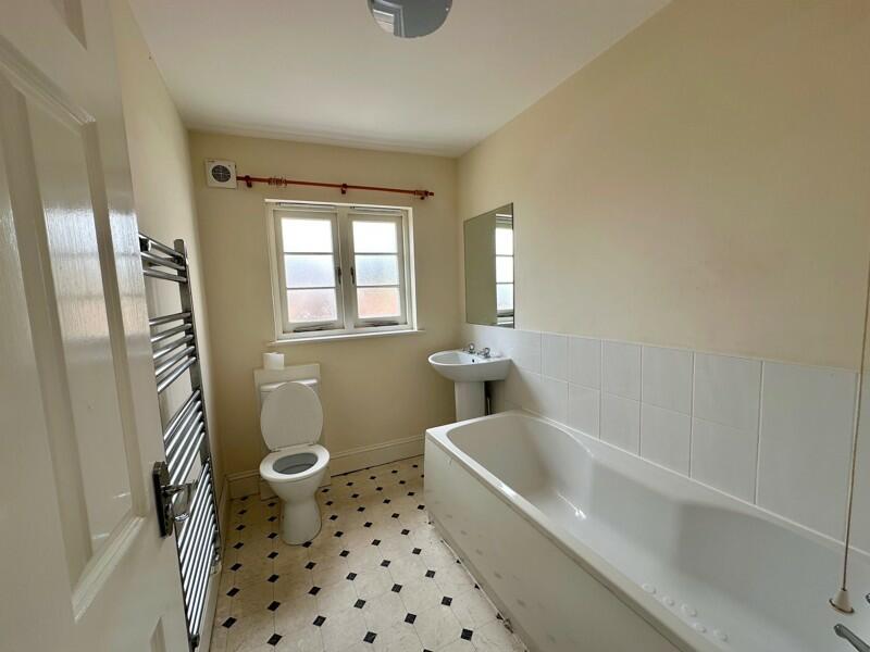 Additional property image - 82 Sandgate High Street, Folkestone, Kent