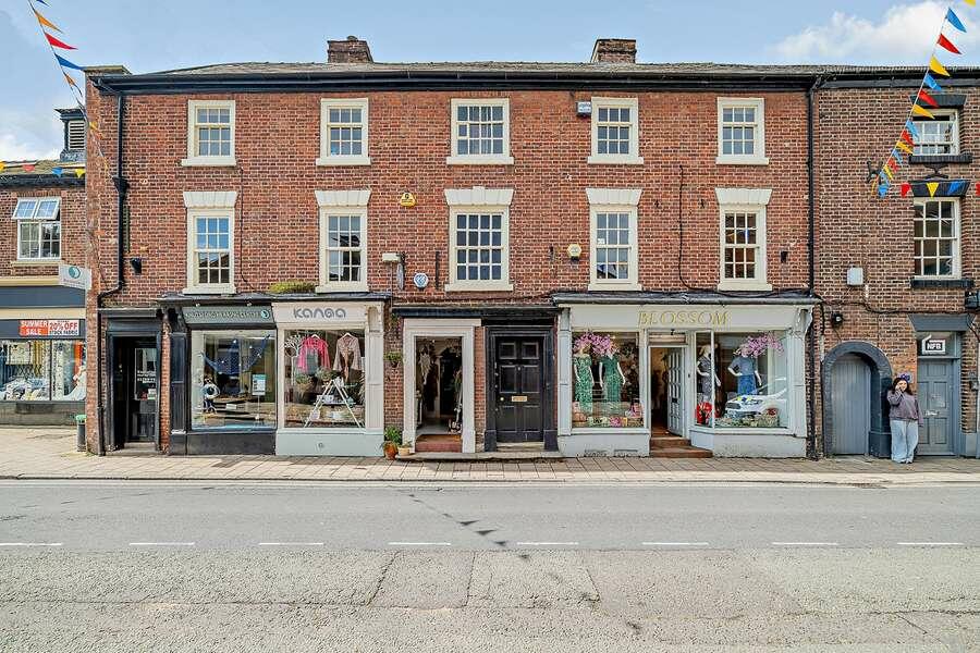 Main image of property: First and Second Floor Office Suite, 4-6 Princess Street