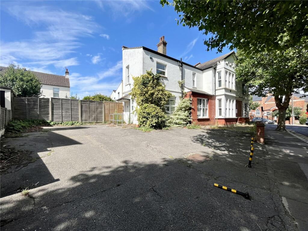 Office for sale in Harcourt Avenue, SouthendOnSea, Essex, SS2