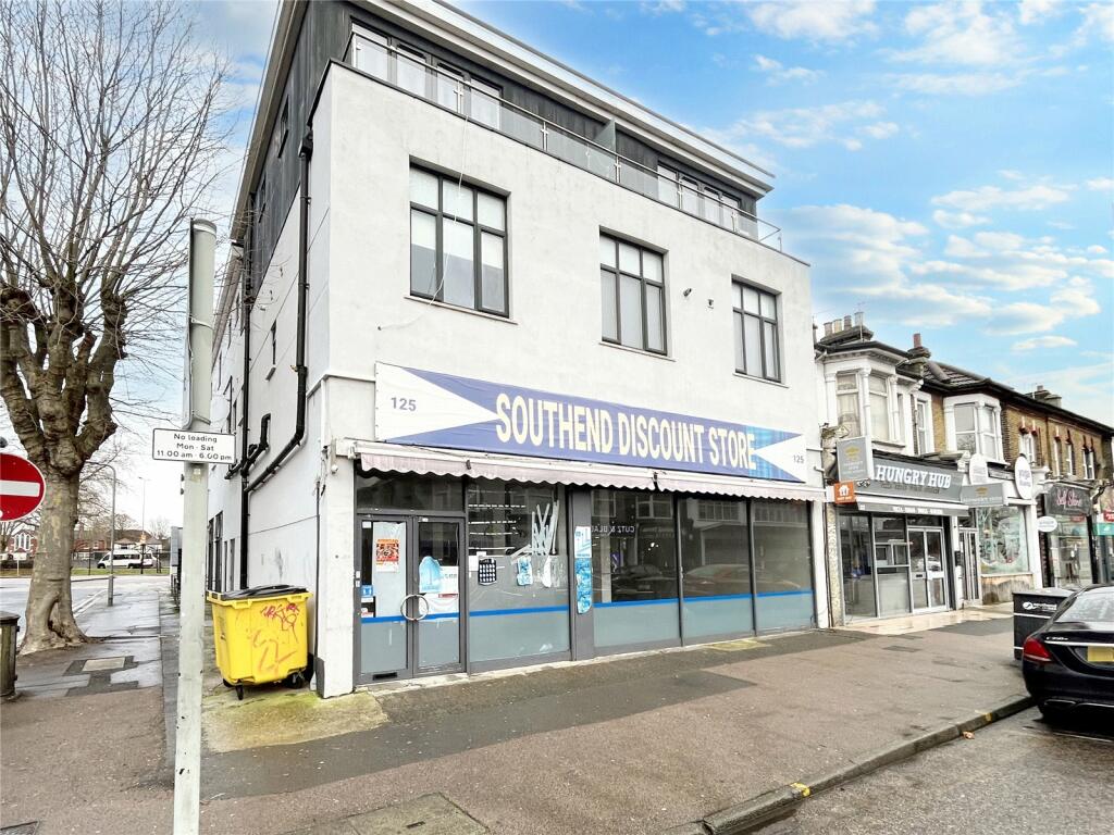 Shop to lease in Southchurch Road, SouthendonSea, Essex, SS1