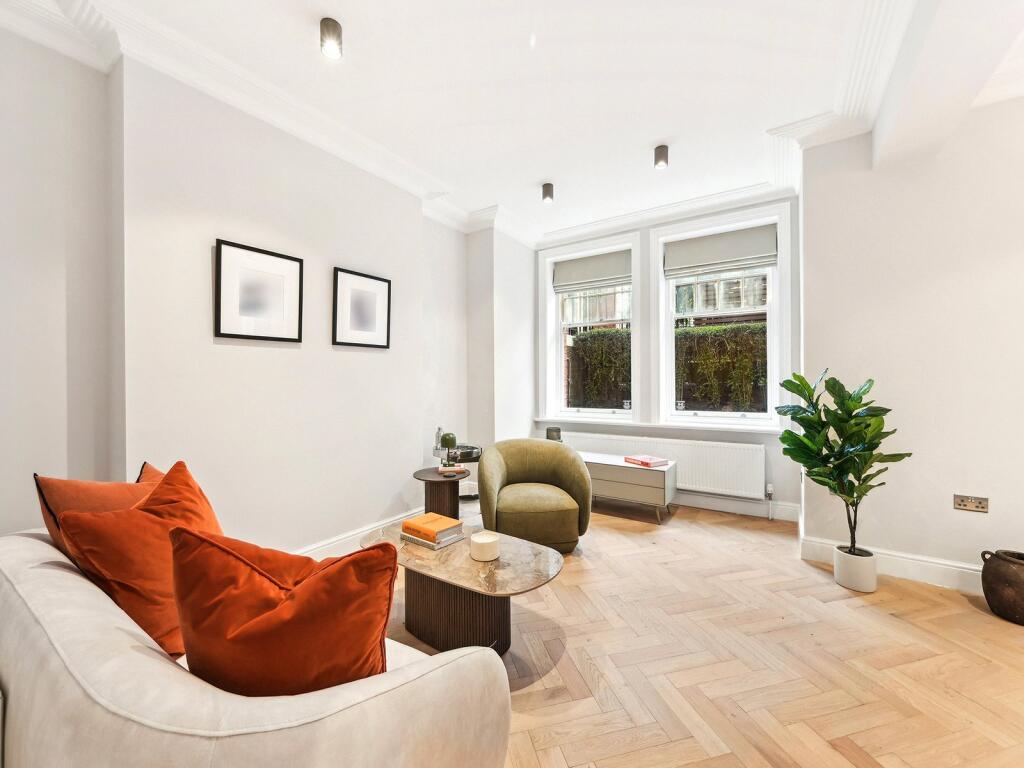 Main image of property: Hamlet Gardens, King Street, W6