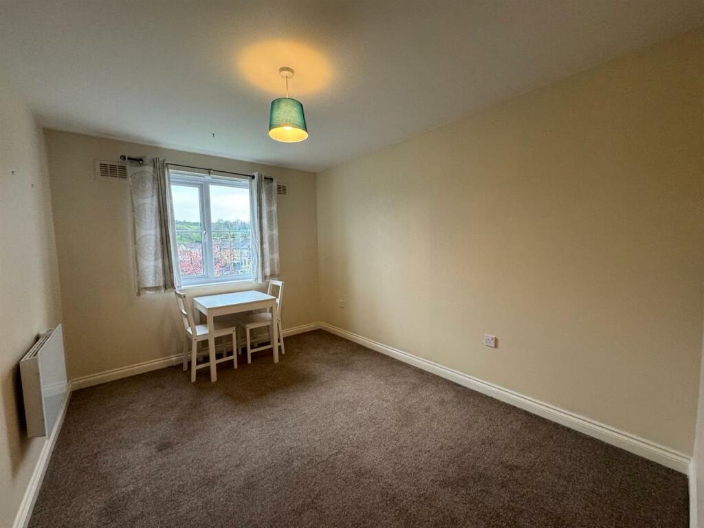Additional property image - Manor Park Road, Cleckheaton