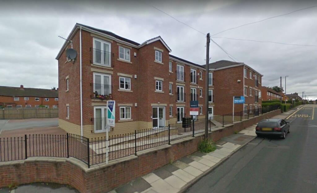 2 bedroom apartment for rent in Water Royd Lane, Mirfield, WF14 9DF, WF14