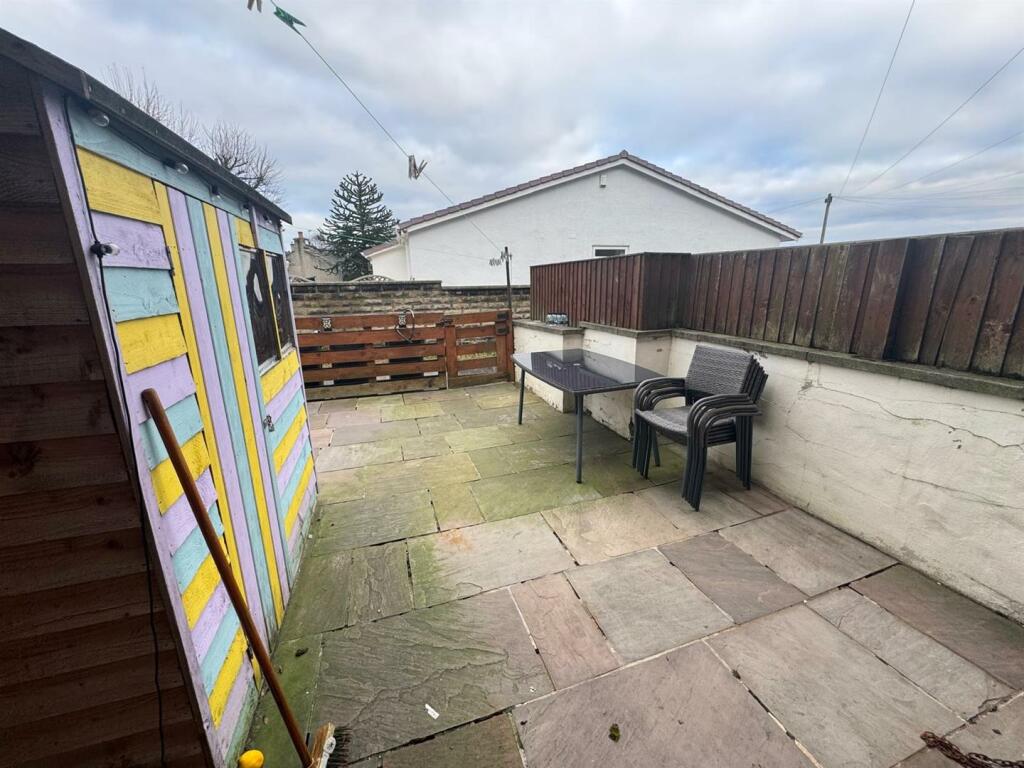 Additional property image - Cleckheaton Road, Low Moor, Bradford