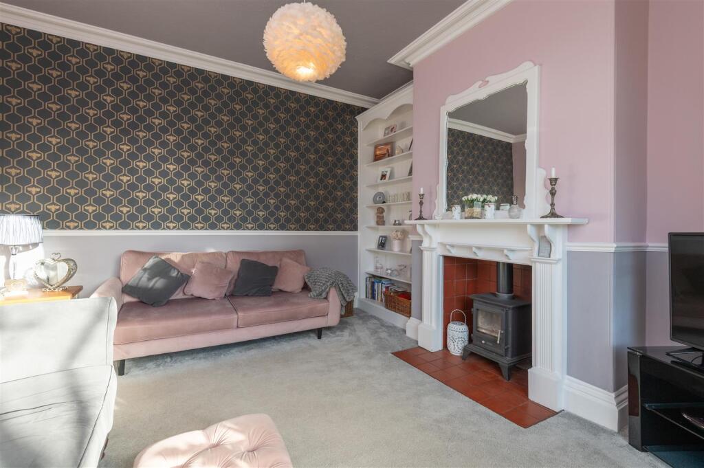 Additional property image - West View, Birkenshaw, Bradford