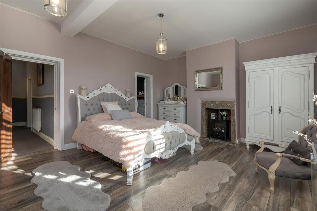Additional property image - West View, Birkenshaw, Bradford