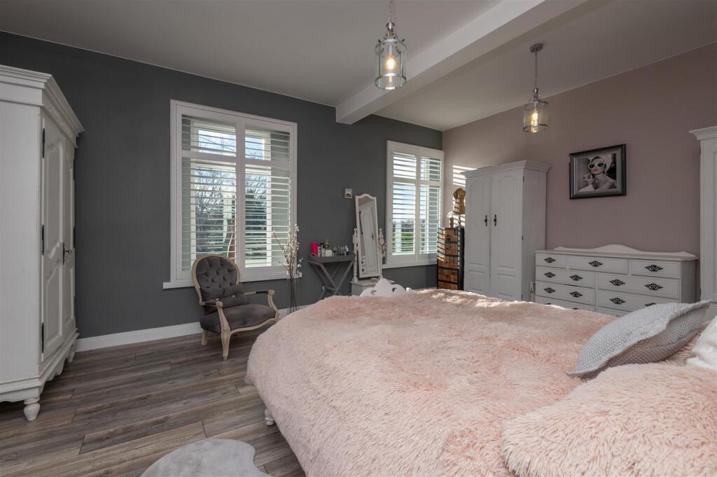 Additional property image - West View, Birkenshaw, Bradford