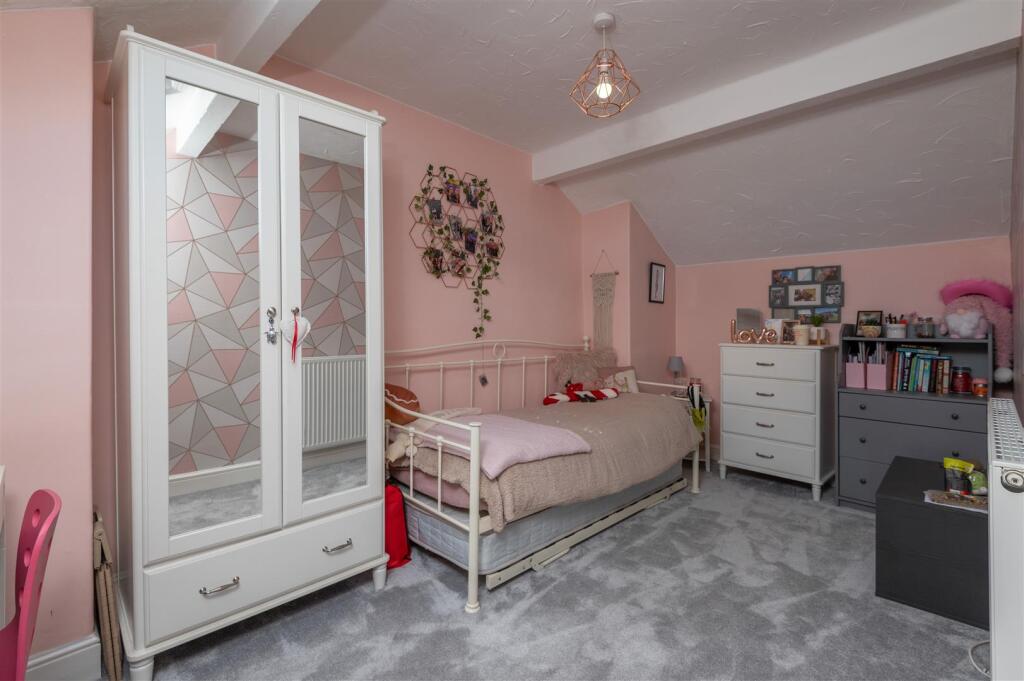 Additional property image - West View, Birkenshaw, Bradford