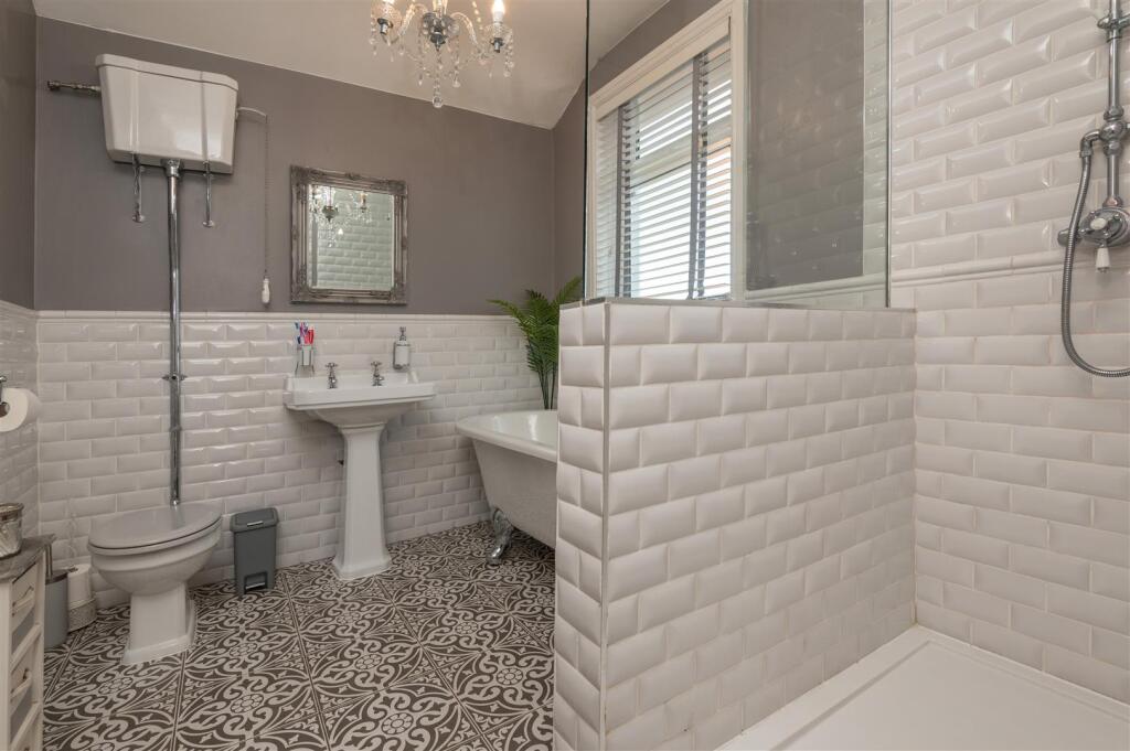 Additional property image - West View, Birkenshaw, Bradford