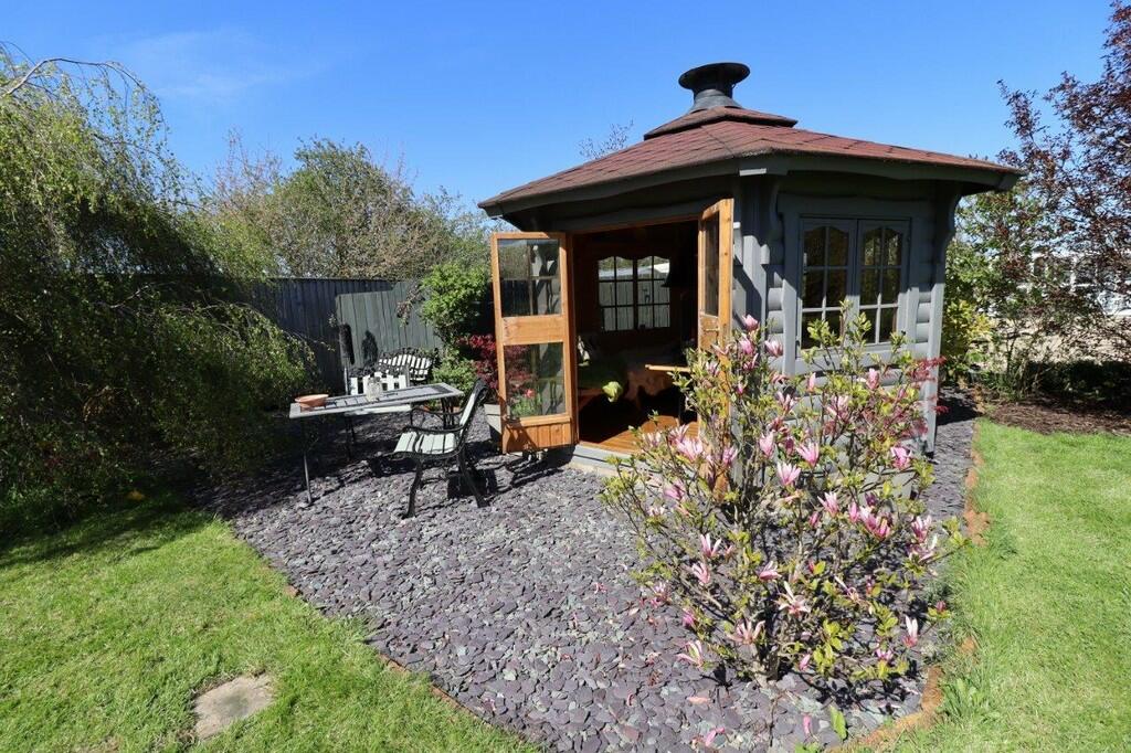 3 bedroom detached house for sale in Market Rasen Road, Snarford, LN8
