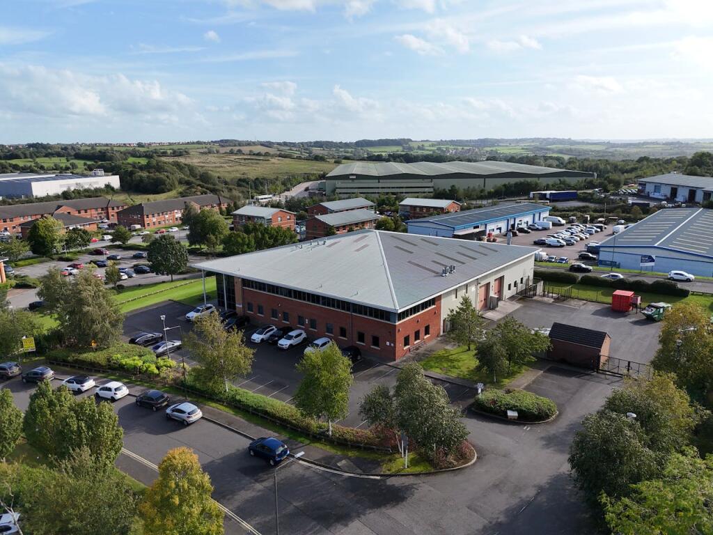 Main image of property: Hybrid Industrial/Office Unit, 1 Midland Way, Barlborough, Chesterfield, S43 4XA