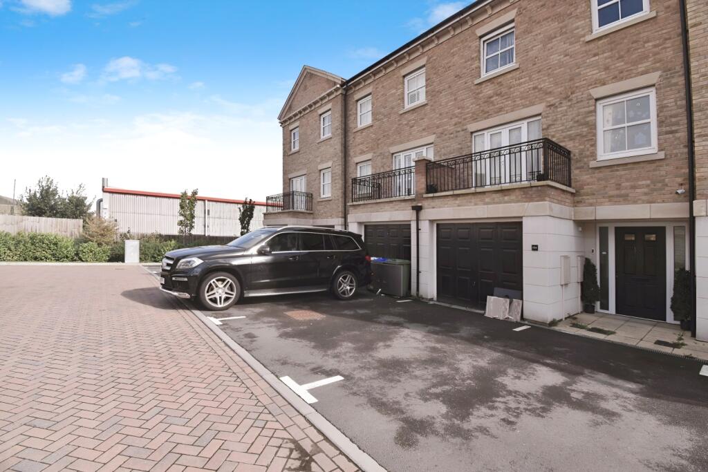 Main image of property: Rainbow Road Erith DA8