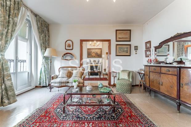 Main image of property: Property To Renovate In Trafalgar, Trafalgar, Chamberí