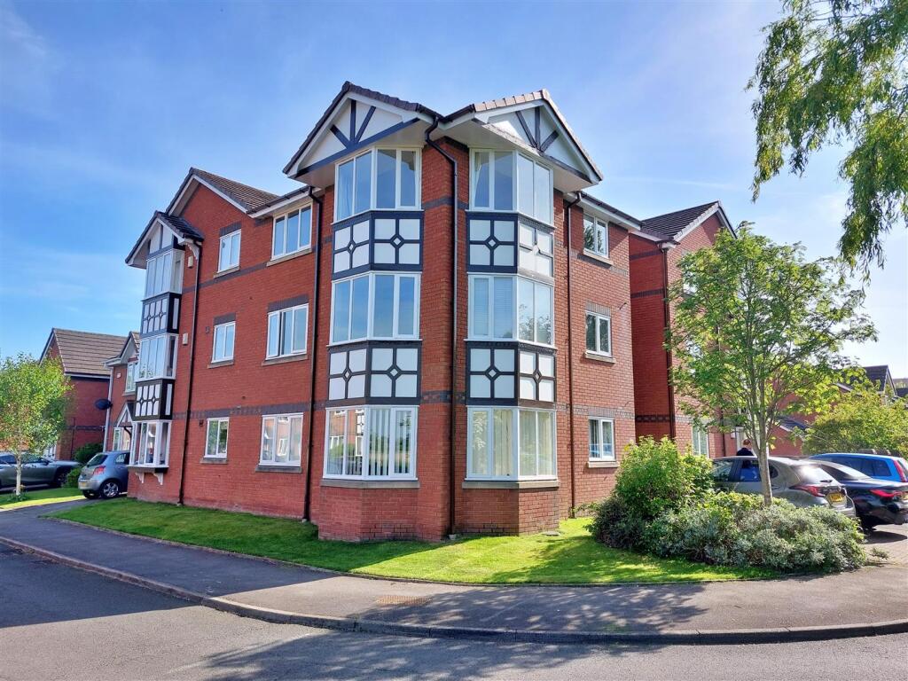 Main image of property: Bishopsgate, Blackpool
